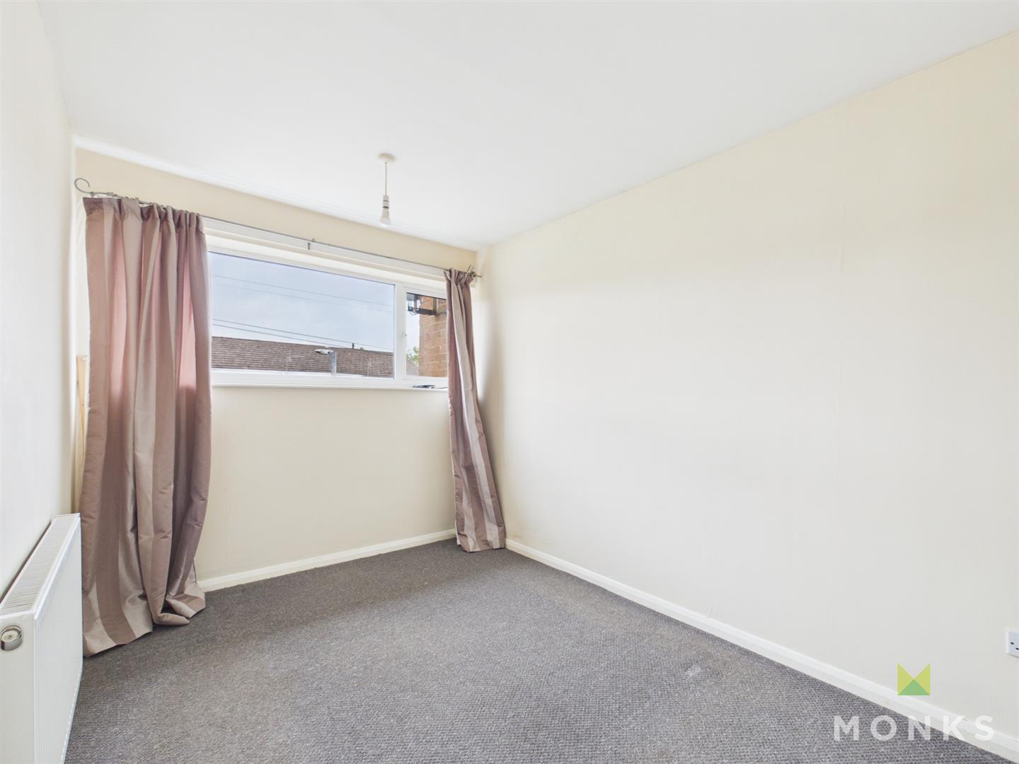 32 Hazel Grove, Oswestry, SY11 2XB For Sale